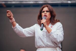 Elecciones en Honduras: Libre denuncia manipulación y advierte injerencias externas mientras el CNE divulga su primer corte preliminar