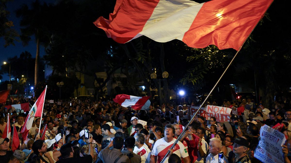 Perú: la democracia como fe de erratas